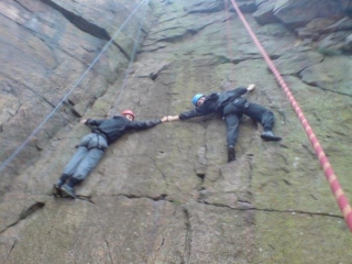  o emprenda su aventura de escalada en los riscos y canteras locales 